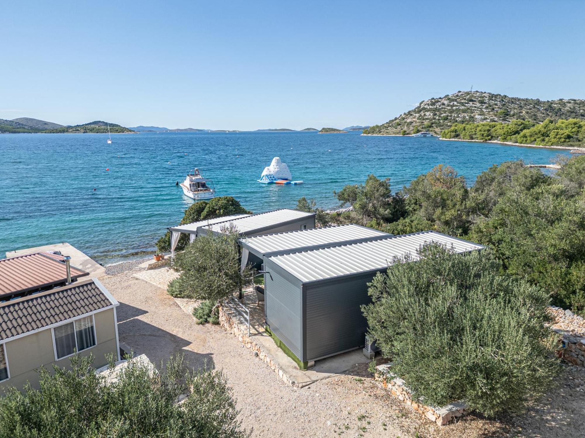 Beach House Hela: Kornati Island Retreat with Pool and Transport Pristanisce Exterior photo